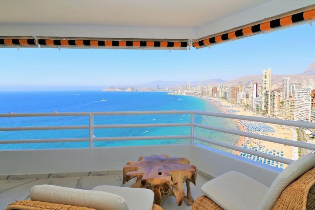 Luxurious 2-Bedroom Apt With Stunning Views, 1St Line On Levante Beach, Benidorm Exterior foto